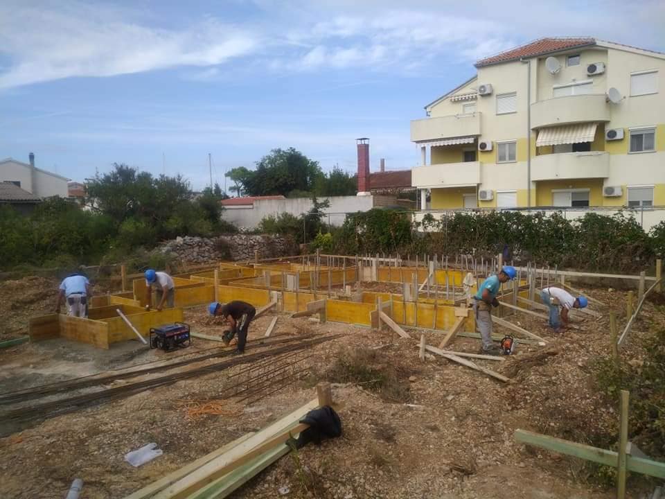 Zloselo Gradnja